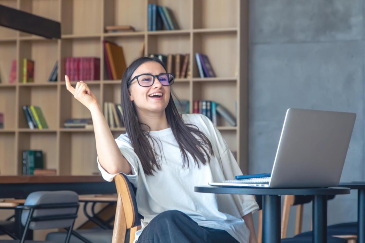 Analiză statistică avansată a datelor financiare