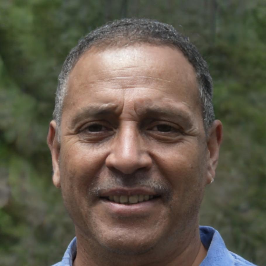 Portret Andrei Popescu, absolvent program analiză competitivă